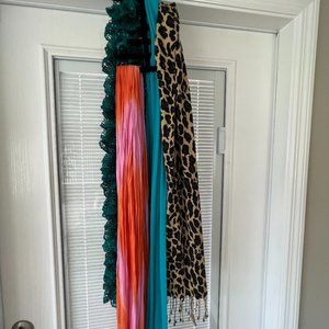 Assorted scarves Bundle of 4